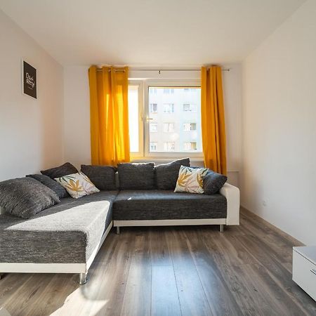 Tanie Spanie Skowronek - Pet Friendly - Przytulny 4 Osobowy - Space Apart Jelenia Góra Εξωτερικό φωτογραφία