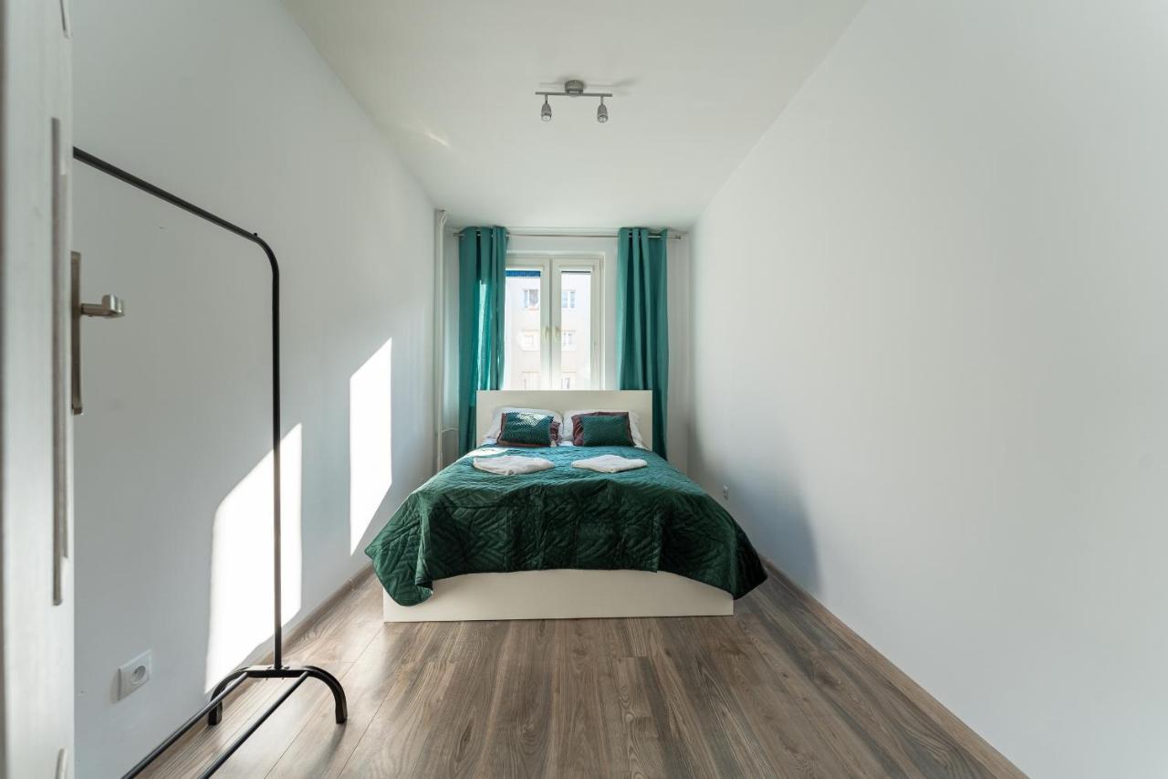 Tanie Spanie Skowronek - Pet Friendly - Przytulny 4 Osobowy - Space Apart Jelenia Góra Εξωτερικό φωτογραφία